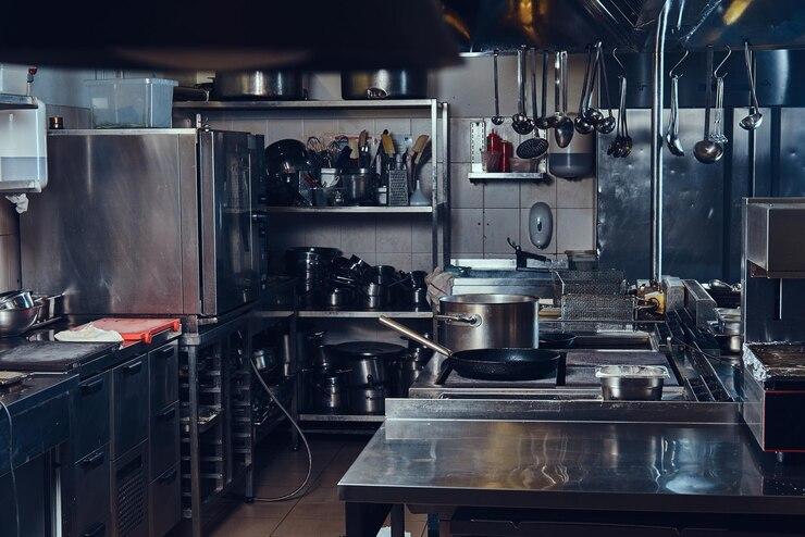 Como escolher o equipamento de cozinha industrial certo para o seu negócio